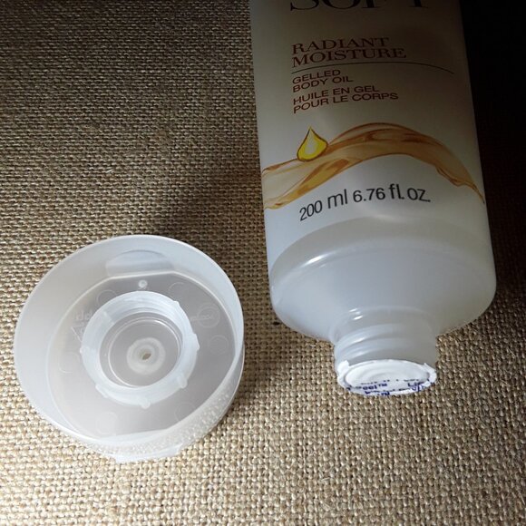 Avon | Skin So Soft | Radiant Moisture | Gelled body oil - Picture 3 of 3